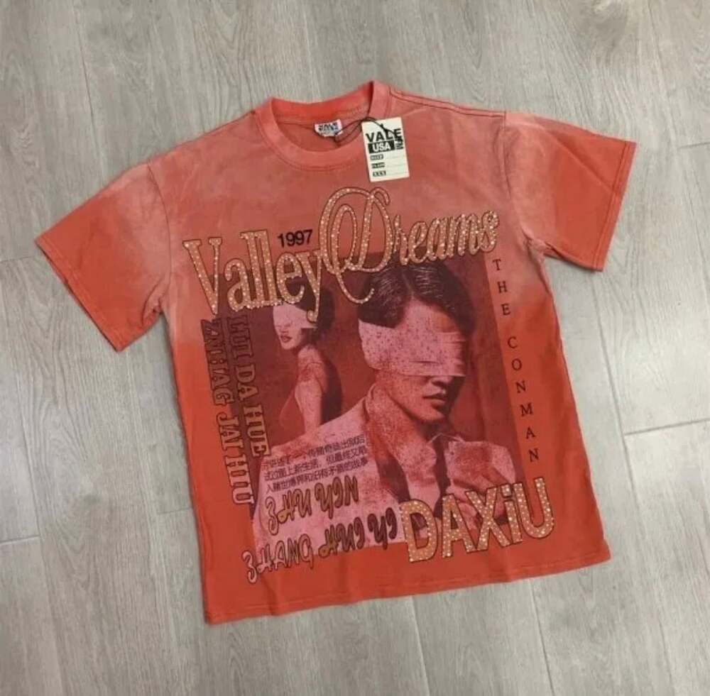 Vale Forever Valley Dreams Daxiu Rhinestone Bling T-Shirt Red